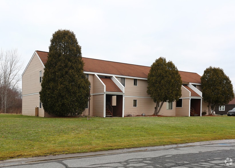 Maple Manor 7500 Windview Circle Bridgeport NY 13030 Apartment Finder