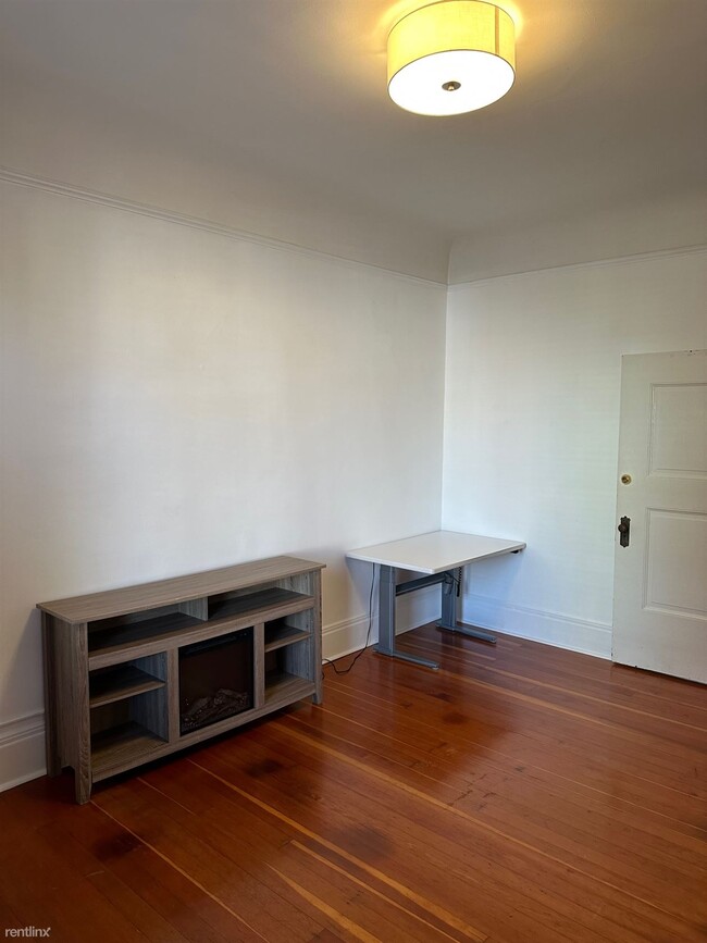 Building Photo - Room for Rent, 2 bath Condo - 59 Octavia S...