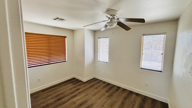 Building Photo - 9380 Malaya Garnet Ct