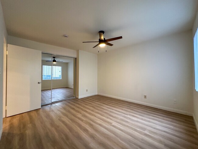 Building Photo - 10140 Mountair Ave