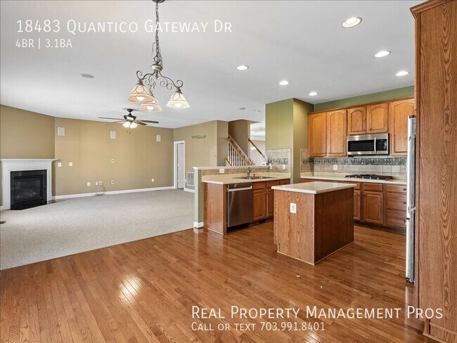 Building Photo - 18483 Quantico Gateway Dr