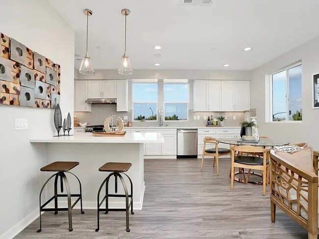 Building Photo - 13480 Lopelia Meadows Pl