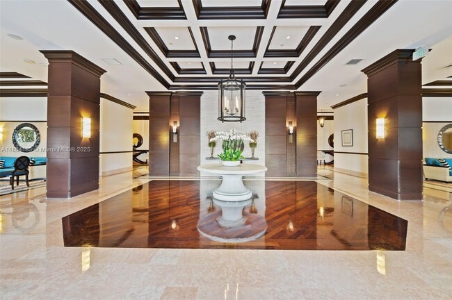 Building Photo - 3600 Yacht Club Dr