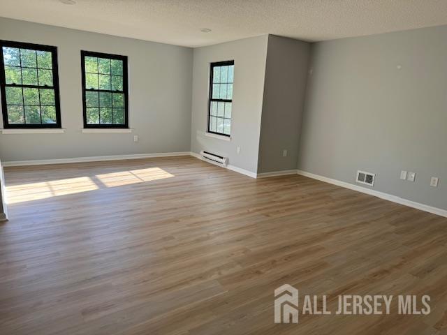 Building Photo - 184 Wycoff Way W