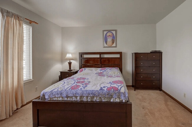 Building Photo - 14005 Danbury Dr