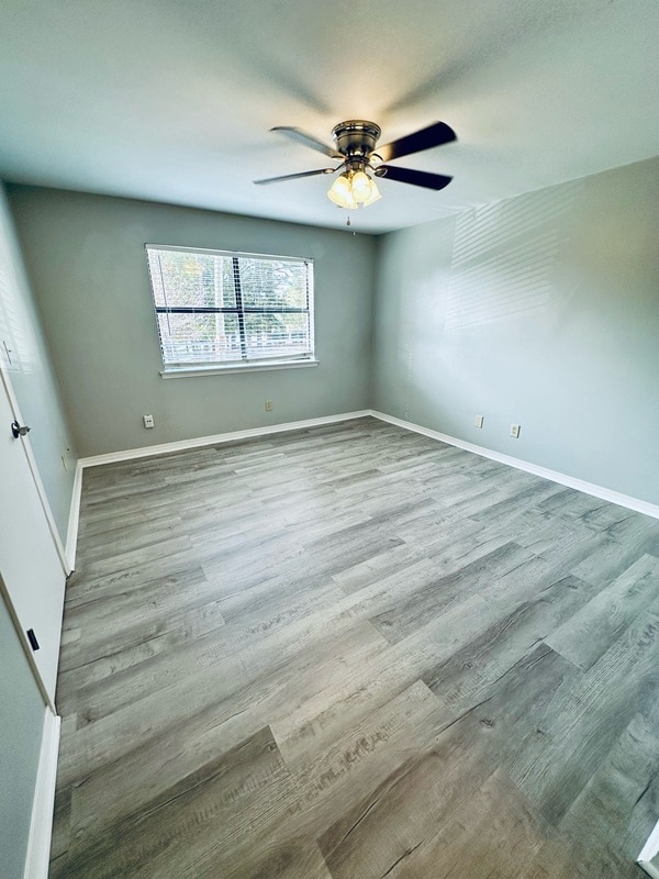 Building Photo - 110 5th St