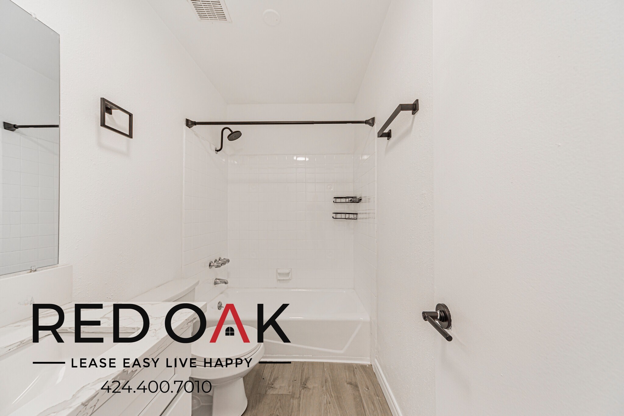 Building Photo - 5119 Fountain Ave