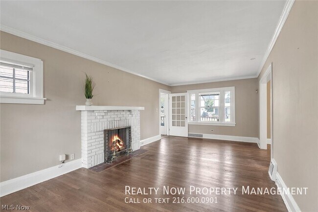 Building Photo - 3276 Tullamore Rd