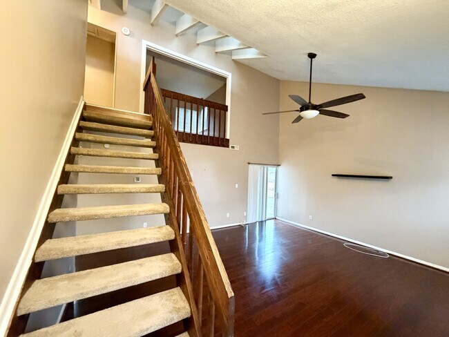 Building Photo - 845 Crashaw St