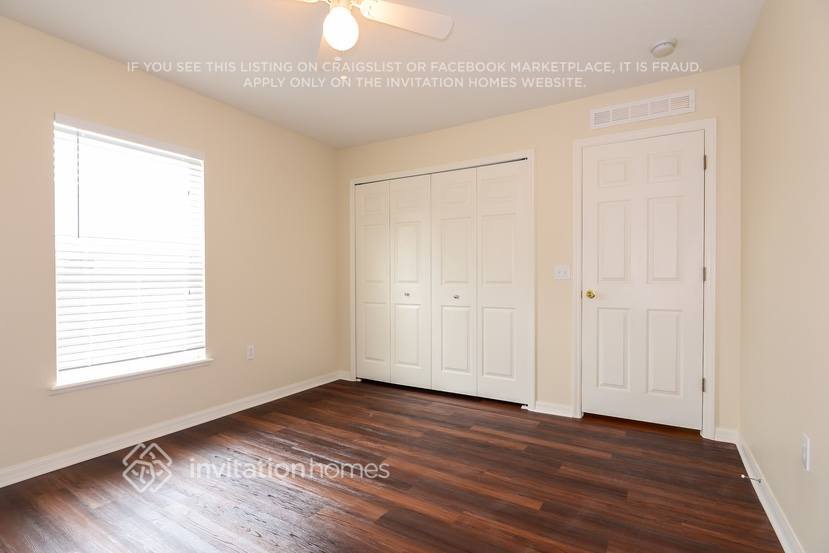 Building Photo - 3309 97th Ln E