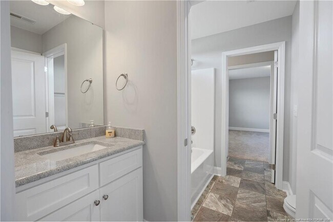 Building Photo - 110 Thunder Vly Ct