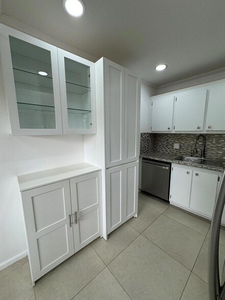 Building Photo - 1301 SW 134th Way