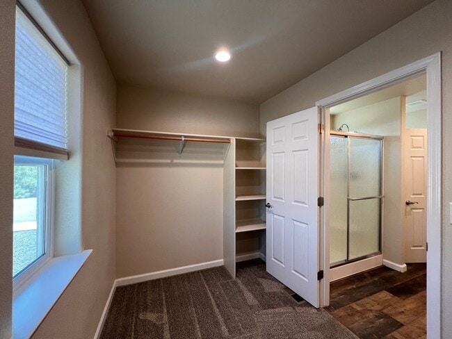 Building Photo - 4-bedroom home in Fallon