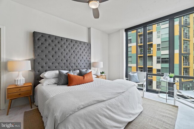 Building Photo - 2120 Vermont Ave NW