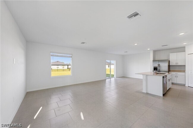 Building Photo - 4050 San Felice Ln