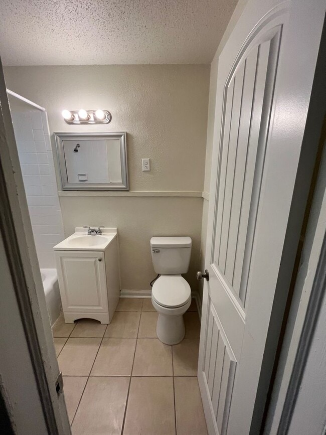 Building Photo - Bright & Spacious Studio Just Minutes from...