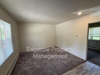 Building Photo - 13827 Ironwood Dr NW
