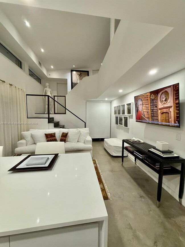 Primary Photo - 3596 Main Hwy