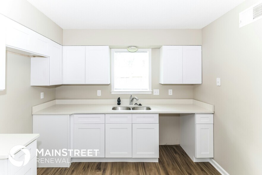 Building Photo - 4511 Crump Rd