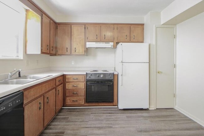 Building Photo - 284 Northridge Dr