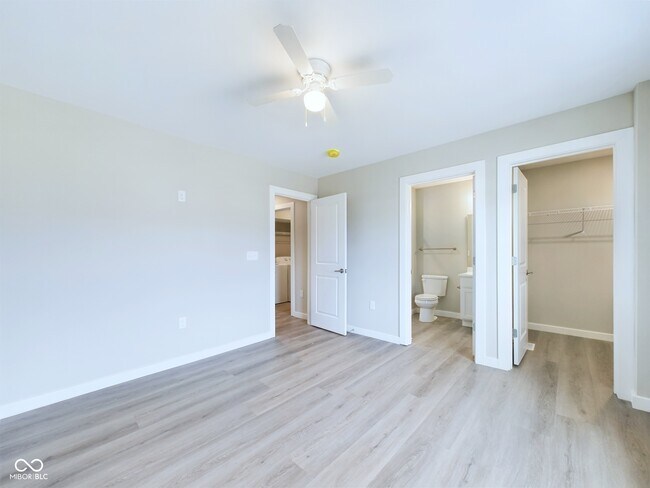 Building Photo - 10149 Sherry Ln