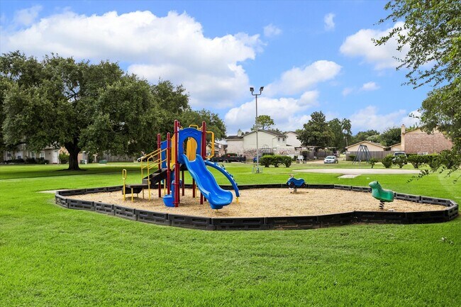 Building Photo - 6407 S Briar Bayou Dr