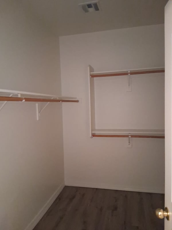 Building Photo - 1678 E Desert Breeze Ct