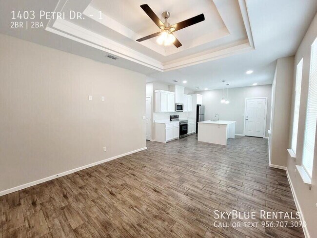 Building Photo - 1403 Petri Dr