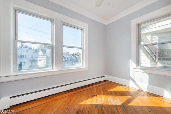 Building Photo - 86 Watsessing Ave