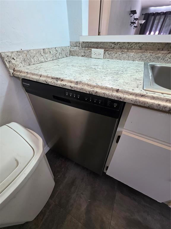 Building Photo - 4000 SW 23rd St