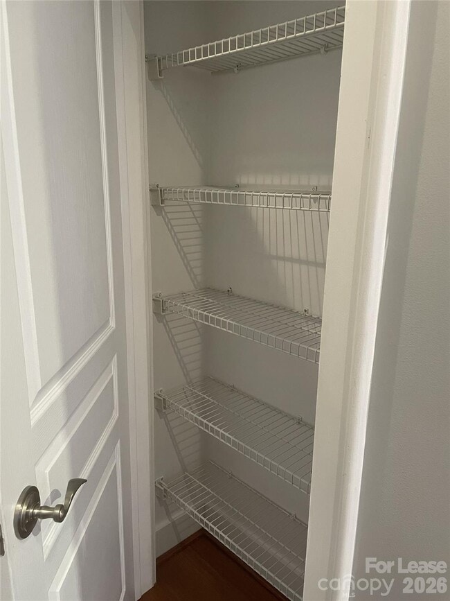 Building Photo - 115 E Park Ave