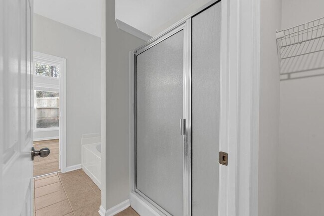 Building Photo - 3476 Harvest Ridge Ln NE