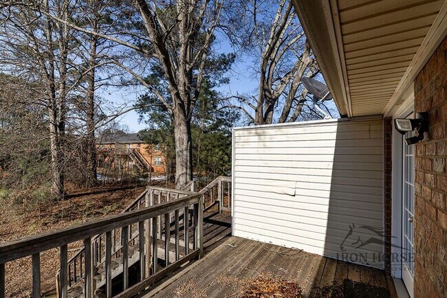 Building Photo - 116 Barrington Dr