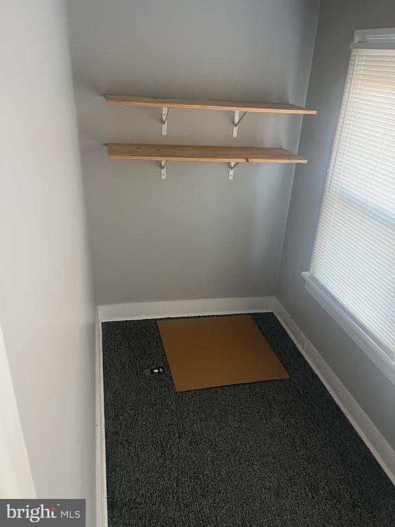 Building Photo - 17830 Sherman Ave