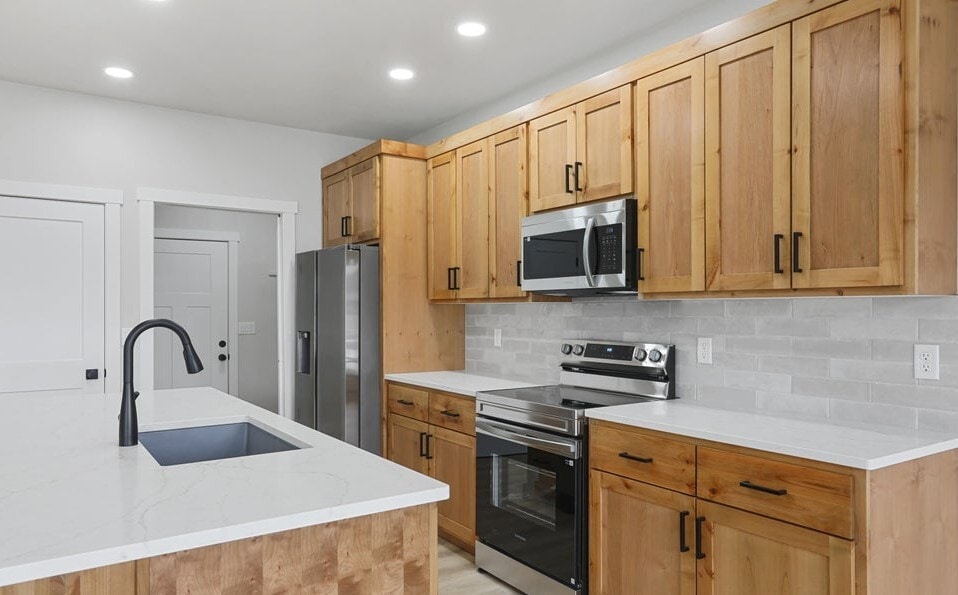 Building Photo - 3417 35th St W