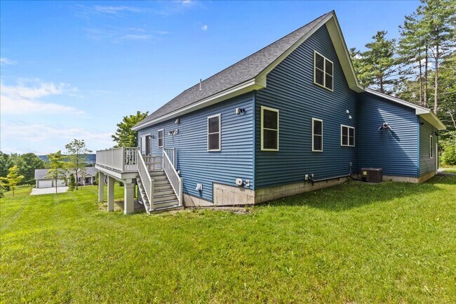 Building Photo - Contemporary with Gorgeous Views in Hinesburg, Vermont - Fully Furnished w/ Utilities Included