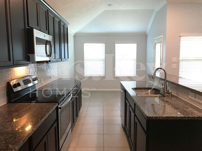 Building Photo - 264 Callaghan Dr