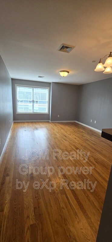 Building Photo - 183 Washington Ave