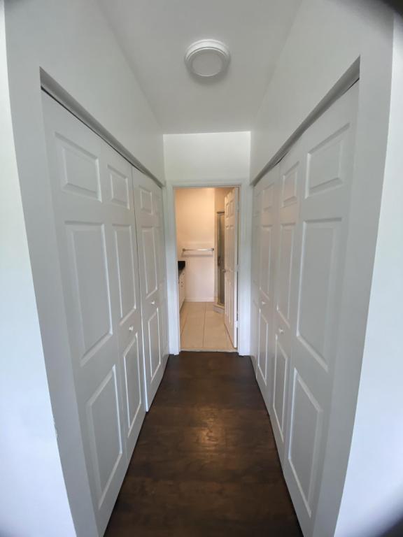 Building Photo - 820 NW 2nd Ave