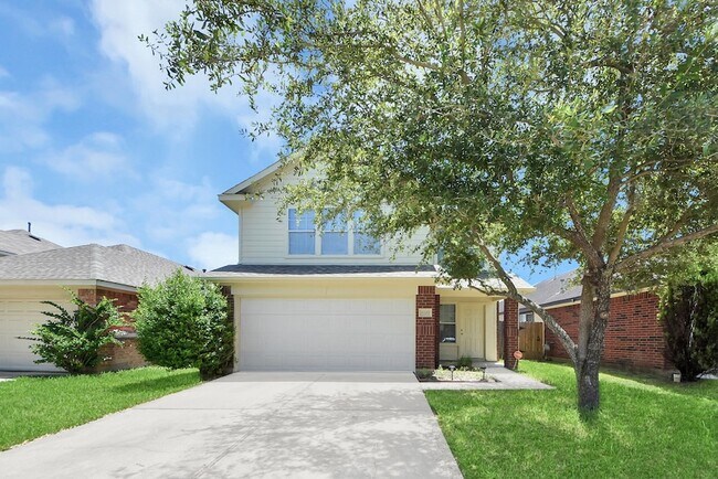 Building Photo - 14423 Hillard Green Ln