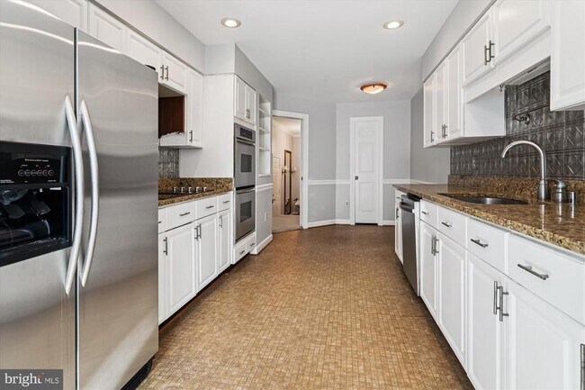 Building Photo - 6267 Masefield Ct
