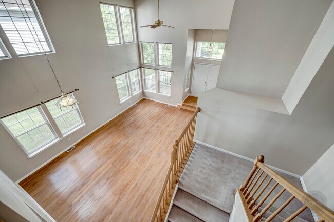 Building Photo - 2631 Flagstone Cir