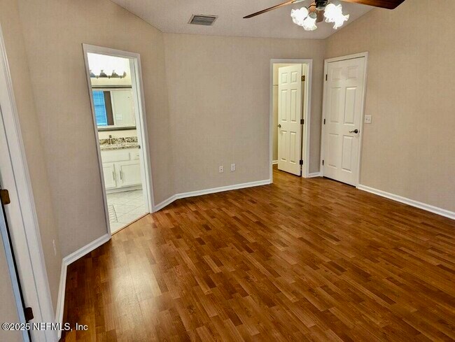 Building Photo - 1455 Silver Bell Ln