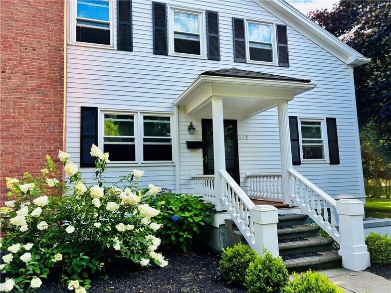 Building Photo - 571 Bellevue Ave