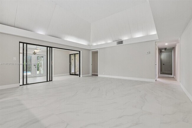 Building Photo - 20 W Tropical Way