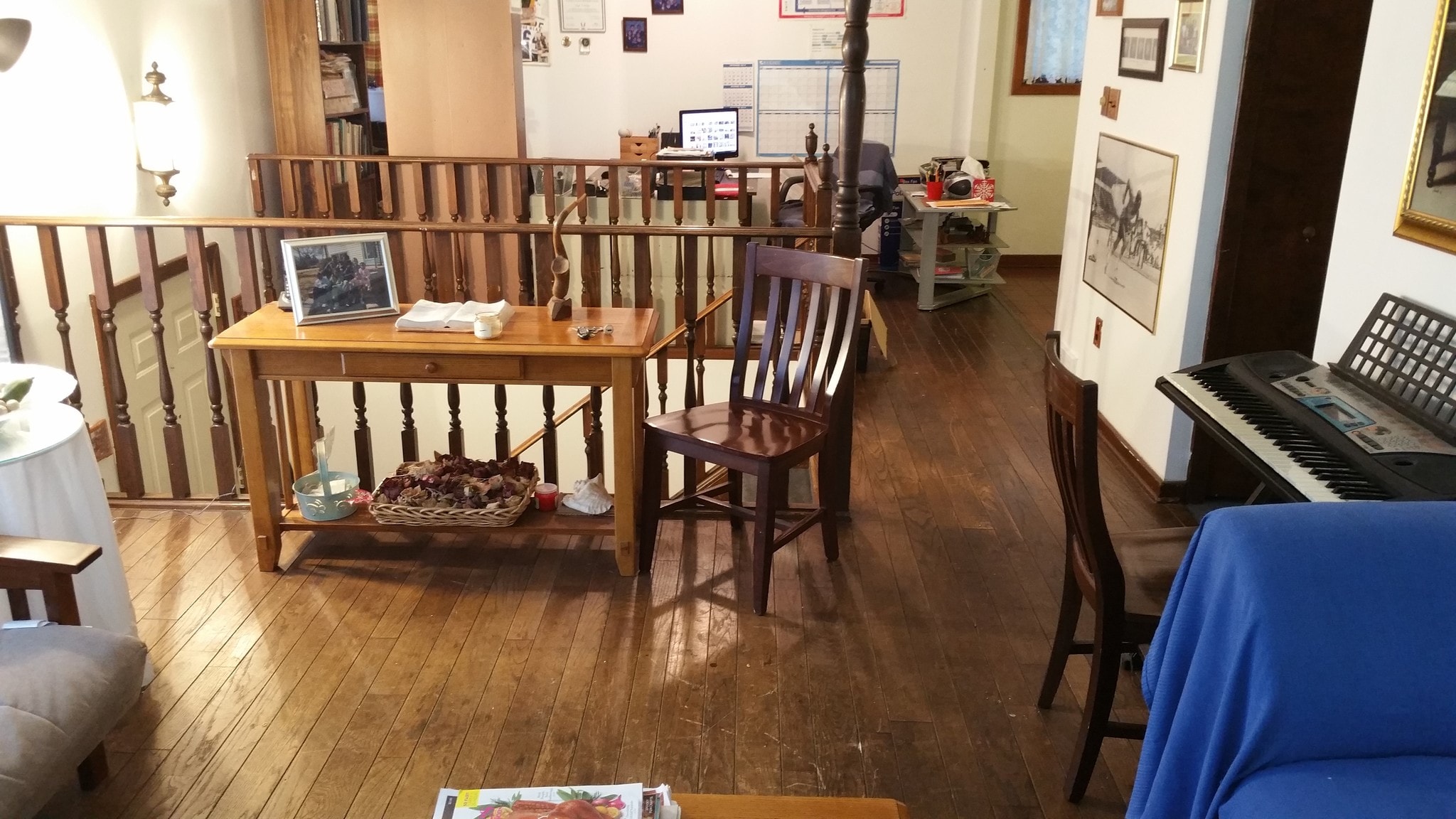 Shared livingroom/dining room - 2116 Thaler Ave