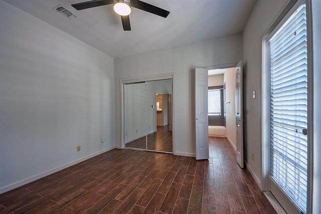 Building Photo - 4800 W Lovers Ln