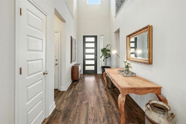 Building Photo - 805 Karst Cv