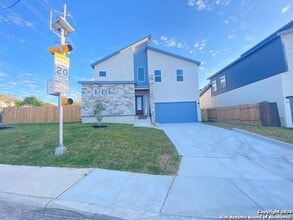 Building Photo - 2126 Village Pkwy