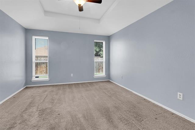 Building Photo - 2039 Avignon Dr